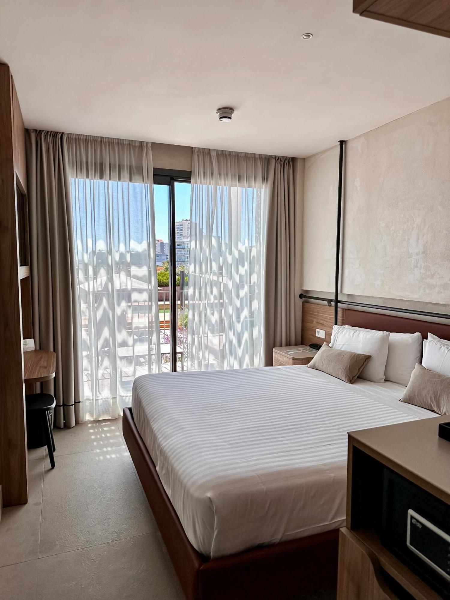 Double or Twin Room Pool View